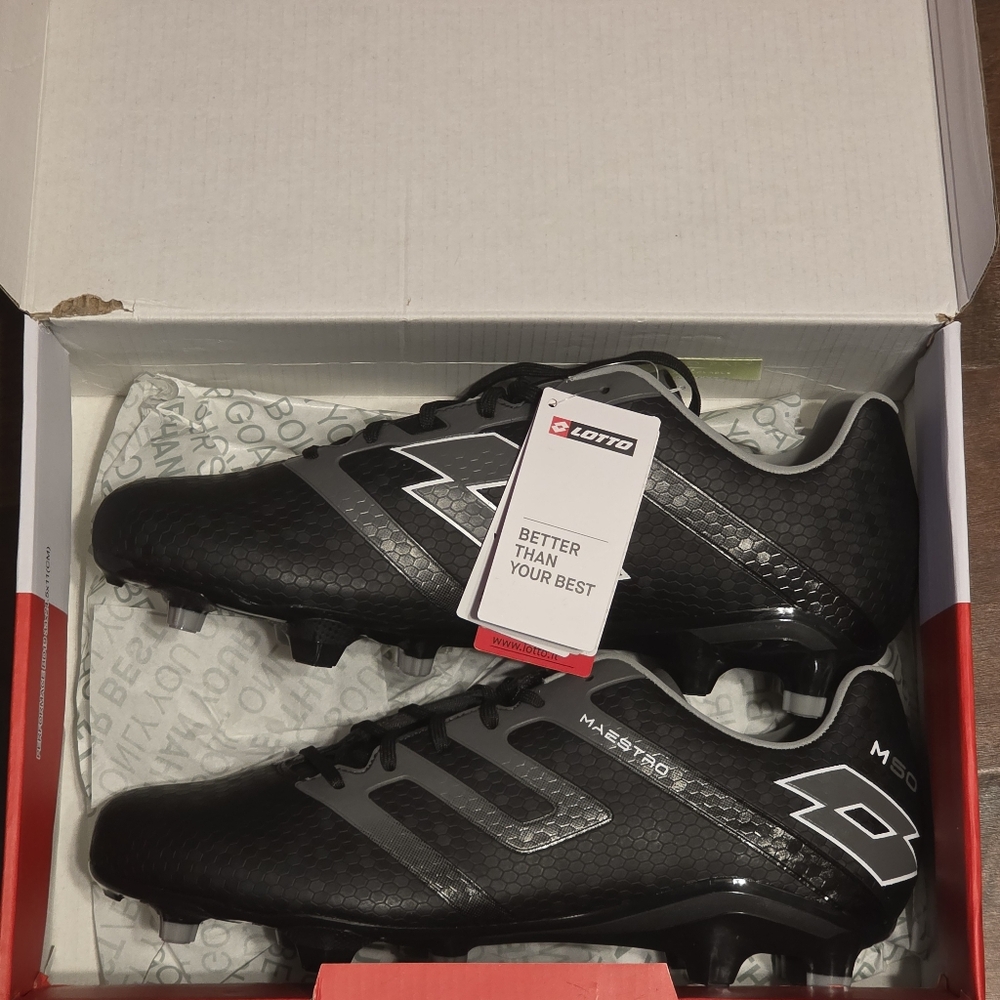 Lotto Men's Maestro 700  Black / Gravity Titan  Athletic Cleats